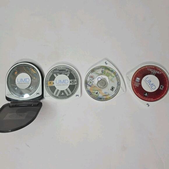Lot of 4 Playstation PSP Games UMD Fifa World Cup, Luminesent 2, Midnight Club 3 - Picture 2 of 7